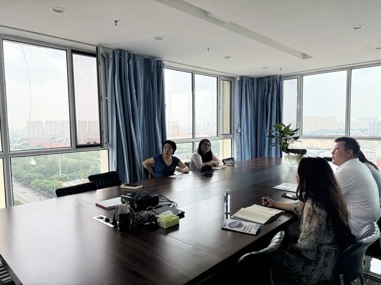 呼和浩特職業(yè)技術大學-3.jpg 呼和浩特職業(yè)技術大學-3.jpg